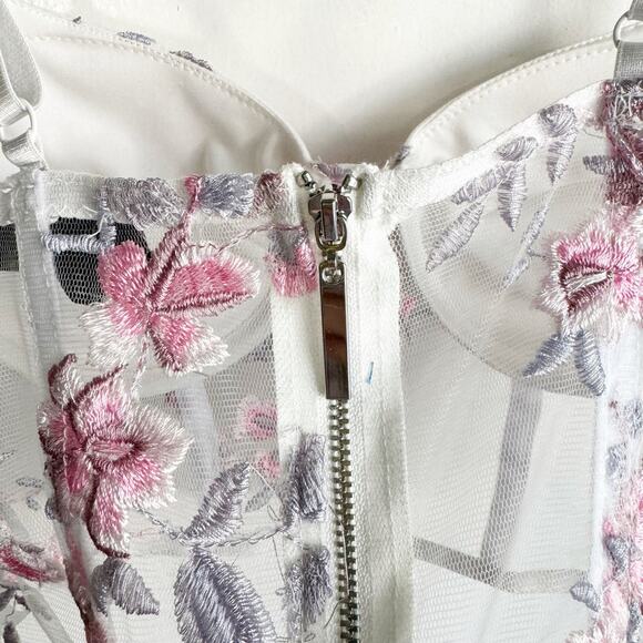Romantic Bustier Mesh Peek-A-Boo Crop Style Top Bra Floral Embroidery Cottage M - Picture 8 of 14